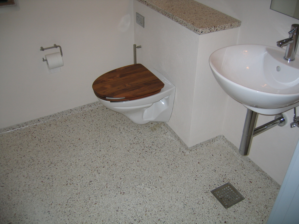 Gulve – terrazzo manden Hittarp vitrine
